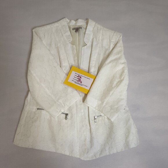 Jacket Blazer Roz & Ali Size 1X White Open Front Lined 3/4 Sleeve Silver Grommet - Picture 10 of 10